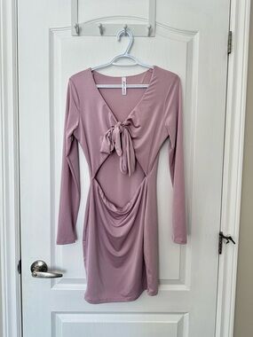 NWOT Boho Mauve Long Sleeve Cutout Mini Dress with Front Tie Detail - Size L